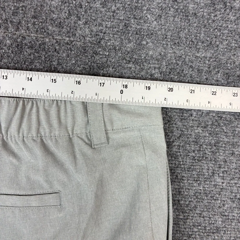Banana Republic Mens Size W38 Performance Golf Shorts Gray Micro Pattern